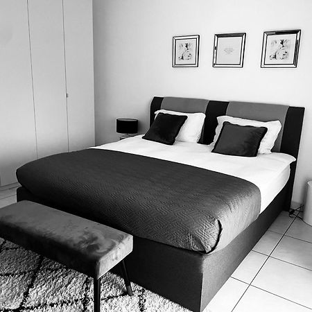 Luxury Penthouse Apartment With 3 Balconies -2 Bedrooms -Petrus View & Parking Luxembourg Exterior photo