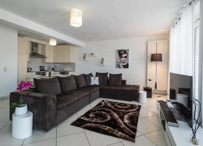 Luxury Penthouse Apartment With 3 Balconies -2 Bedrooms -Petrus View & Parking Luxembourg Exterior photo